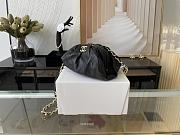 Chanel Cloud Bag Black Gold Hardware 22cm - 4