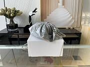 Chanel Cloud Bag Silver Hardware 22cm - 3