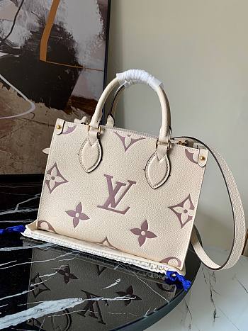 Louis Vuitton ONTHEGO Small Tote M45654 Bicolor Monogram Beige 25cm