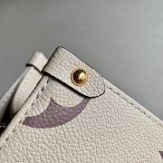 Louis Vuitton ONTHEGO Small Tote M45654 Bicolor Monogram Beige 25cm - 2
