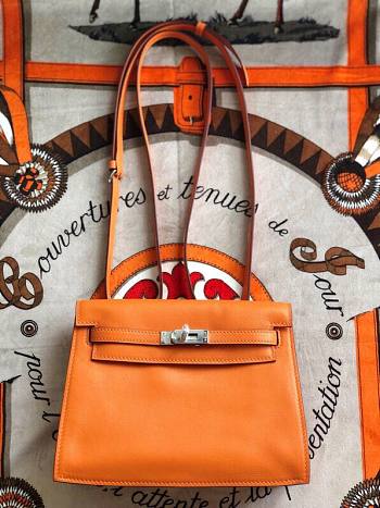 Hermès Kelly Danse Swift Orange Silver Buckle 22cm