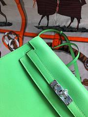 Hermès Kelly Danse Swift Apple Green Silver Buckle 22cm - 2
