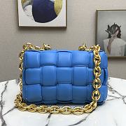 Bottega Veneta Gold Chain Cassette Cobalt 44048 26cm - 5