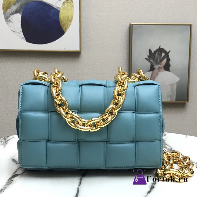 Bottega Veneta Gold Chain Cassette Spearmint 44048 26cm - 1
