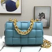 Bottega Veneta Gold Chain Cassette Spearmint 44048 26cm - 1