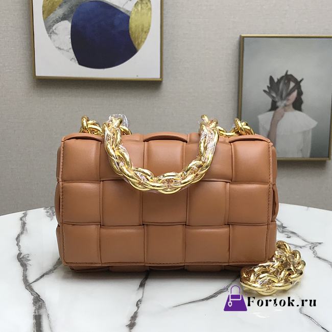 Bottega Veneta Gold Chain Cassette Maple 44048 26cm - 1