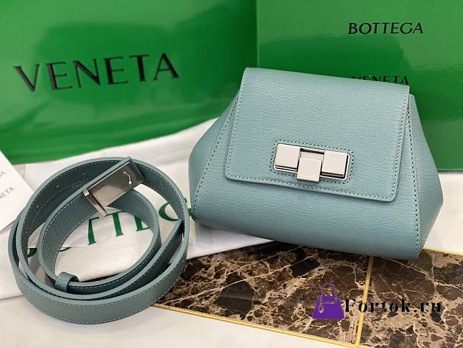 Bottega Veneta Mini Trapezoidal Waist Bag Spearmint 631117  - 1