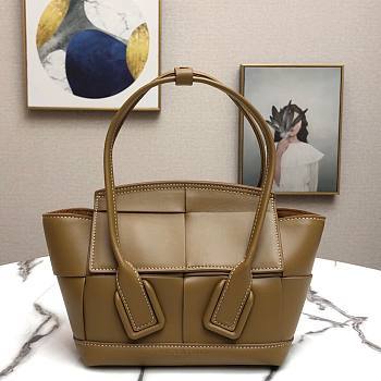 Bottega Veneta ARCO 48 Handbag Premium Calfskin Taupe 575941