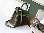 Hermès C-carved Pocket Lakis Kelly 32 Wild Swift Leather Green Canvas  - 6