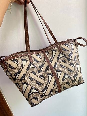 Burberry Beach Tote Bag 2563 30cm