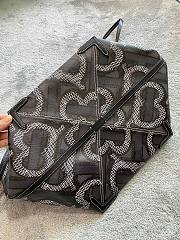 Burberry Beach Tote Bag 2565 30cm - 6