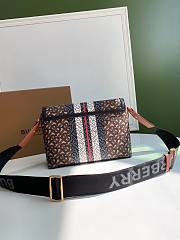 Burberry B's exquisite Crossbody Bag Canvas 25cm - 5
