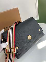 Burberry B's exquisite Crossbody Bag Black 25cm - 3