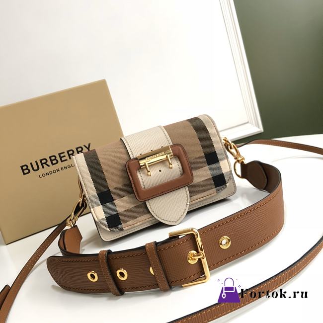 Burberry B's The Buckle Crossbody Beige 19.5cm - 1