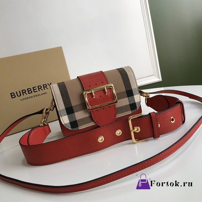 Burberry B's The Buckle Crossbody Red 19.5cm - 1