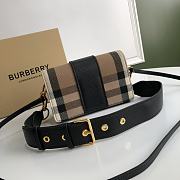 Burberry B's The Buckle Crossbody Black 19.5cm - 2