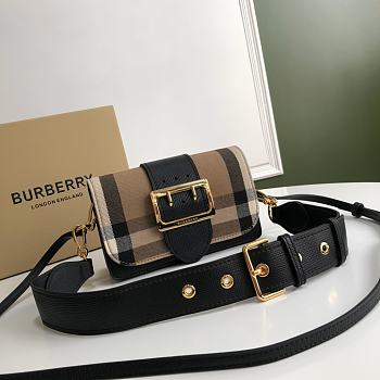 Burberry B's The Buckle Crossbody Black 19.5cm