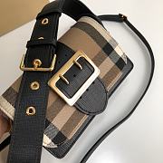 Burberry B's The Buckle Crossbody Black 19.5cm - 4
