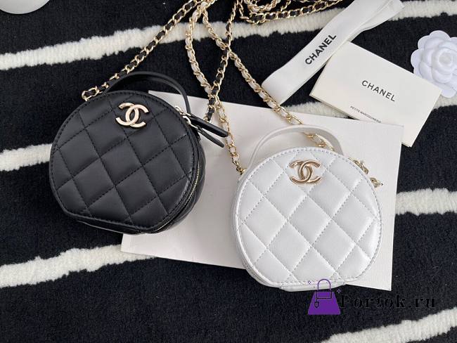 Chanel Round Bag White/Black Calfskin 12cm - 1