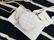 Chanel Round Bag White/Black Calfskin 12cm - 5