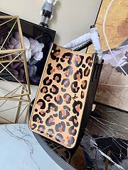 Louis Vuitton Onthego Leopard Monogram M58522 35cm - 2
