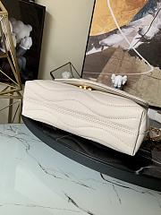 Louis Vuitton New Wave White Ivory M58549 24x14x9cm - 4