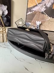 Louis Vuitton New Wave Black M58552 24cm - 3