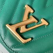 Louis Vuitton New Wave Green M58664 24x14x9cm - 4