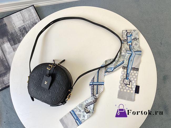 Louis Vuitton Boite Chapeau Souple Monogram Black M45167 22.5cm - 1