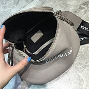 Balenciaga Crossbody Bag Tan 24cm - 3