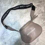 Balenciaga Crossbody Bag Tan 24cm - 1