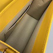 Jacquemus Medium Le Grand Chiquito Yellow 24cm - 5