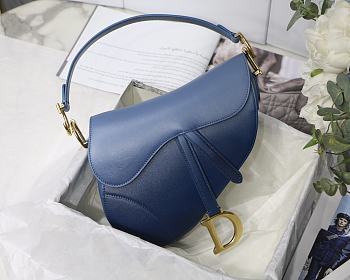 Dior Saddle Gradient Blue M9001 25.5cm