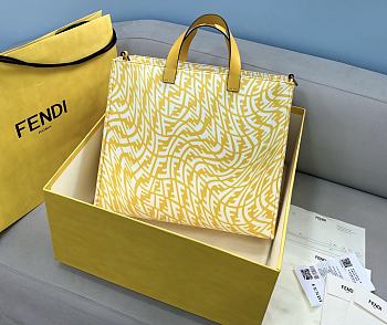 Fendi Tote Yellow 8379 39cm