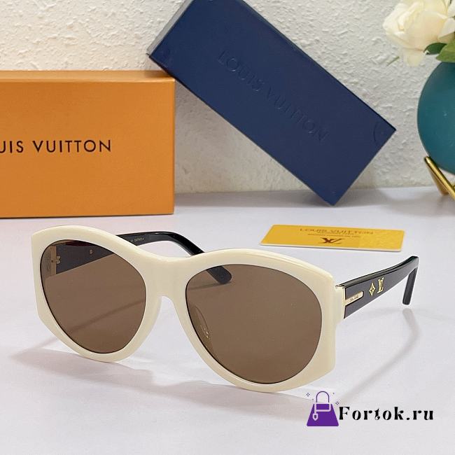 Louis Vuitton Sunglasses Round Z2198E  - 1
