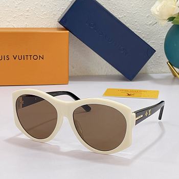 Louis Vuitton Sunglasses Round Z2198E 