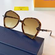 Louis Vuitton Sunglasses LV1101   - 6