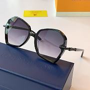 Louis Vuitton Sunglasses LV1101   - 4