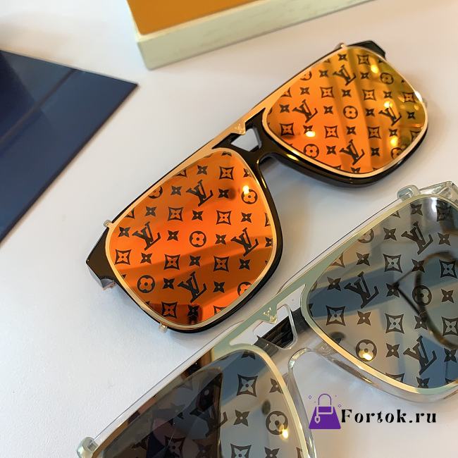 Louis Vuitton Sunglasses 1085  - 1