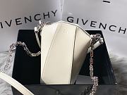 Givenchy Antigona Lock G-shaped Lambskin Cream 20cm - 2