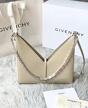 Givenchy V-shaped Cut Out Beige 27cm - 2