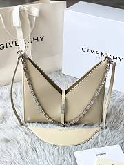 Givenchy V-shaped Cut Out Beige 27cm - 1