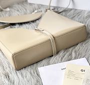 Givenchy V-shaped Cut Out Beige 27cm - 3