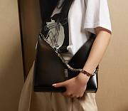 Givenchy V-shaped Cut Out Black 27cm - 2