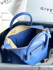Givenchy Trumpet Antigona Soft Blue ZP17500 35cm - 3