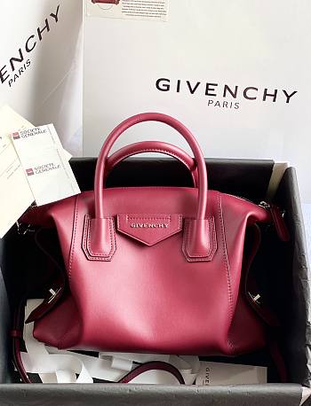 Givenchy Trumpet Antigona Soft Pink ZP17500 35cm