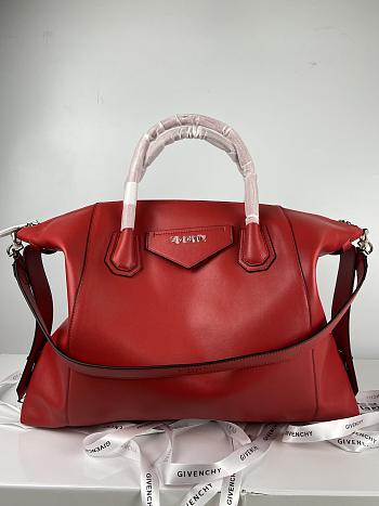 Givenchy Medium Antigona Soft Red ZP17500 45cm