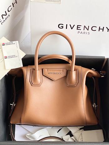 Givenchy Trumpet Antigona Soft Brown ZP17500 35cm