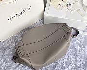 Givenchy Medium Antigona Soft Elephant Gray ZP17500 45cm - 4