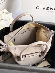 Givenchy Trumpet Antigona Soft Elephant Gray ZP17500 35cm - 2
